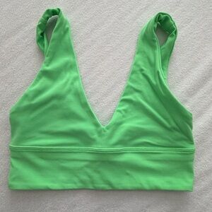 lululemon Align™ V-Neck Bra
Light Support, A/B Cup